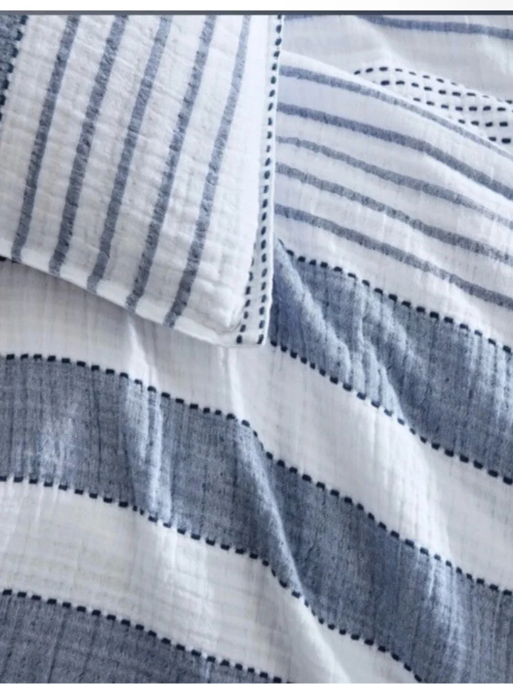 DKNY Blue and White Striped 3 piece Duvet Cover Set with shams cotton breathable